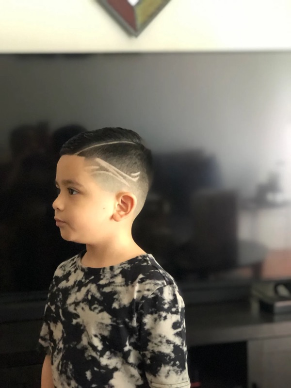 Kids side part with triple line design